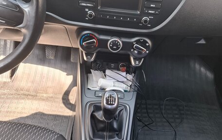 KIA Rio IV, 2017 год, 1 350 000 рублей, 13 фотография