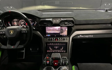 Lamborghini Urus I, 2024 год, 32 990 000 рублей, 10 фотография