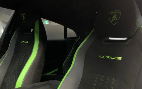 Lamborghini Urus I, 2024 год, 32 990 000 рублей, 17 фотография