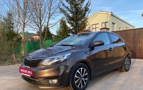 KIA Rio III рестайлинг, 2017 год, 955 000 рублей, 3 фотография