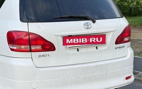 Toyota Ipsum II, 2001 год, 700 000 рублей, 3 фотография