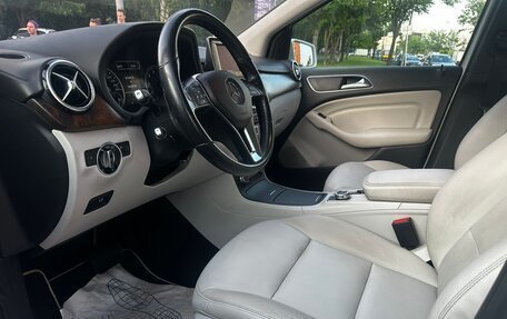 Mercedes-Benz B-Класс, 2012 год, 1 350 000 рублей, 9 фотография