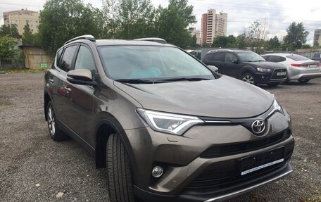 Toyota RAV4, 2019 год, 3 500 000 рублей, 2 фотография