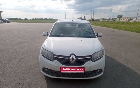 Renault Sandero II рестайлинг, 2018 год, 980 000 рублей, 1 фотография