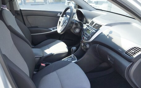 Hyundai Solaris II рестайлинг, 2012 год, 745 000 рублей, 7 фотография