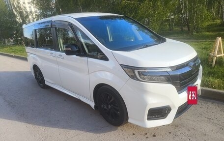 Honda Stepwgn IV, 2019 год, 2 750 000 рублей, 4 фотография