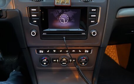 Volkswagen Golf VII, 2013 год, 950 000 рублей, 11 фотография