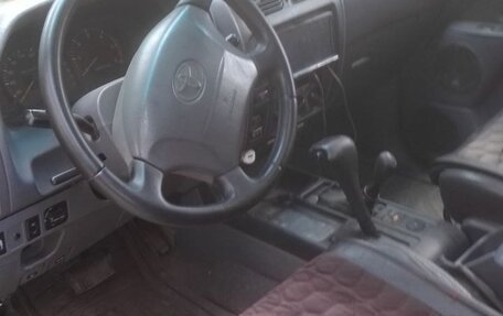 Toyota Land Cruiser Prado 90 рестайлинг, 1998 год, 870 000 рублей, 5 фотография