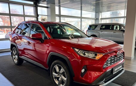 Toyota RAV4, 2021 год, 2 995 000 рублей, 3 фотография