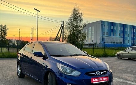 Hyundai Solaris II рестайлинг, 2011 год, 850 000 рублей, 3 фотография