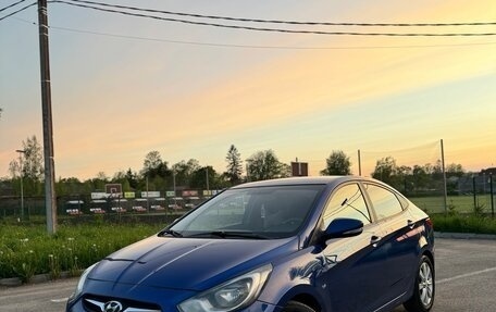 Hyundai Solaris II рестайлинг, 2011 год, 850 000 рублей, 2 фотография