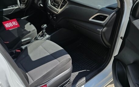 Hyundai Solaris II рестайлинг, 2021 год, 1 420 000 рублей, 9 фотография