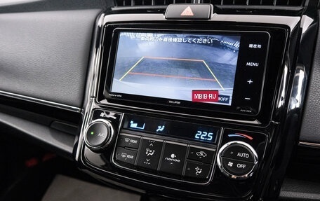 Toyota Corolla, 2018 год, 1 599 000 рублей, 14 фотография