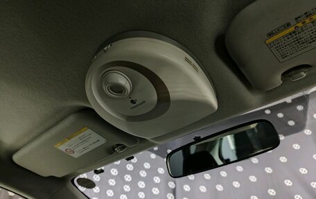 Toyota Ractis II, 2012 год, 880 000 рублей, 21 фотография