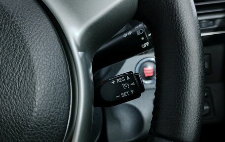 Toyota Ractis II, 2012 год, 880 000 рублей, 16 фотография
