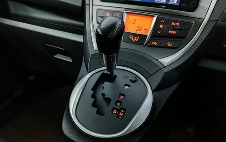 Toyota Ractis II, 2012 год, 880 000 рублей, 19 фотография