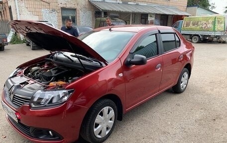 Renault Logan II, 2014 год, 750 000 рублей, 2 фотография