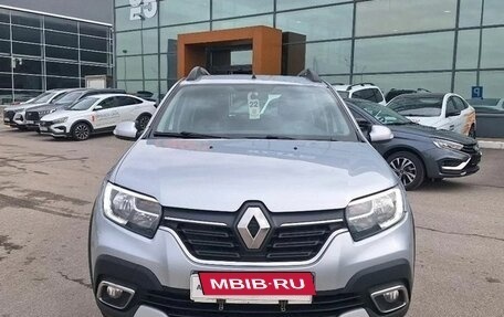 Renault Sandero II рестайлинг, 2021 год, 1 019 000 рублей, 2 фотография