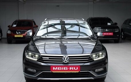 Volkswagen Passat B8 рестайлинг, 2017 год, 2 600 000 рублей, 2 фотография