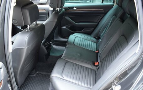 Volkswagen Passat B8 рестайлинг, 2017 год, 2 600 000 рублей, 17 фотография