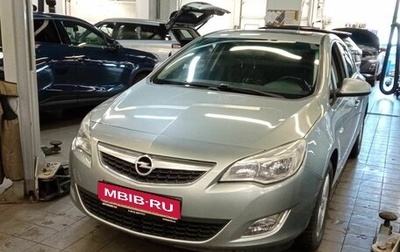 Opel Astra J, 2011 год, 670 000 рублей, 1 фотография