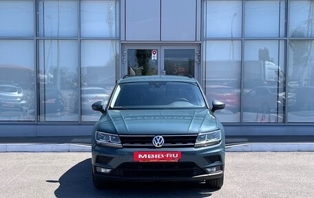 Volkswagen Tiguan II, 2020 год, 2 720 000 рублей, 2 фотография