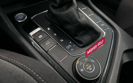 Volkswagen Tiguan II, 2020 год, 2 720 000 рублей, 13 фотография