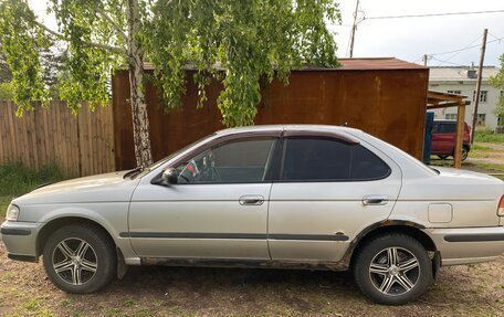 Nissan Sunny B15, 2000 год, 230 000 рублей, 4 фотография