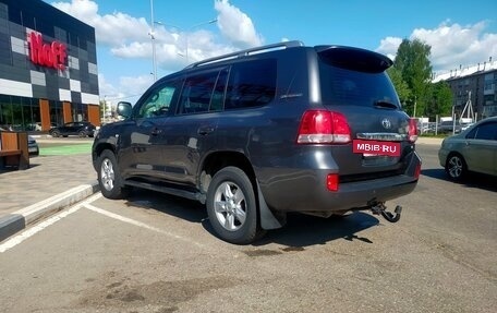 Toyota Land Cruiser 200, 2011 год, 3 394 000 рублей, 2 фотография