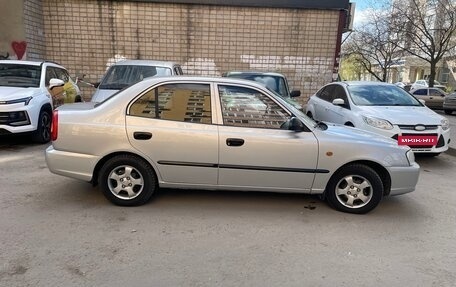 Hyundai Accent II, 2010 год, 685 000 рублей, 3 фотография