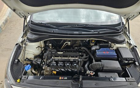 Hyundai Solaris II рестайлинг, 2021 год, 1 300 000 рублей, 6 фотография