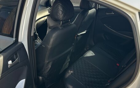 Hyundai Solaris II рестайлинг, 2015 год, 550 000 рублей, 9 фотография