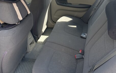 KIA Cerato I, 2005 год, 550 000 рублей, 9 фотография