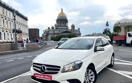 Mercedes-Benz A-Класс, 2014 год, 1 397 000 рублей, 2 фотография