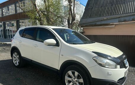 Nissan Qashqai, 2011 год, 965 000 рублей, 2 фотография