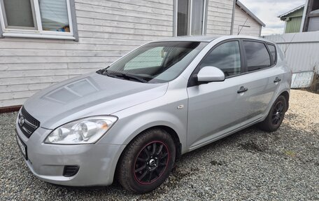 KIA cee'd I рестайлинг, 2009 год, 584 000 рублей, 5 фотография