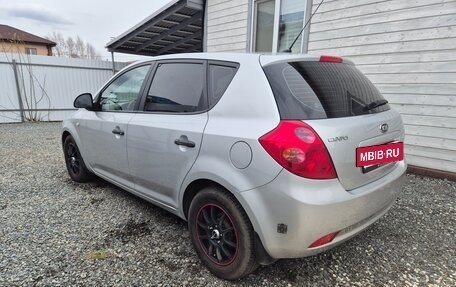 KIA cee'd I рестайлинг, 2009 год, 584 000 рублей, 3 фотография