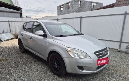 KIA cee'd I рестайлинг, 2009 год, 584 000 рублей, 4 фотография
