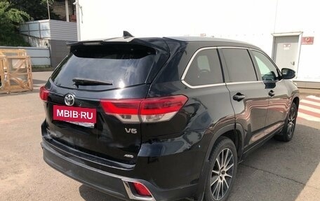 Toyota Highlander III, 2016 год, 3 297 000 рублей, 14 фотография