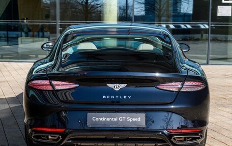 Bentley Continental GT, 2025 год, 42 000 000 рублей, 4 фотография