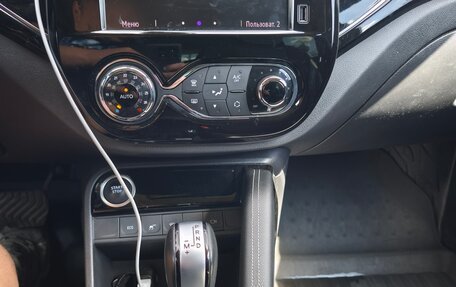 Renault Kaptur I рестайлинг, 2021 год, 1 550 000 рублей, 11 фотография