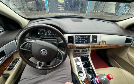 Jaguar XF I рестайлинг, 2013 год, 2 300 000 рублей, 5 фотография