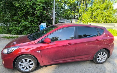 Hyundai Solaris II рестайлинг, 2013 год, 870 000 рублей, 6 фотография