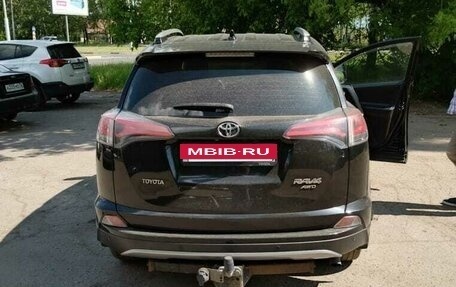 Toyota RAV4, 2017 год, 2 350 000 рублей, 13 фотография