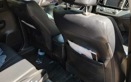 Toyota RAV4, 2017 год, 2 350 000 рублей, 24 фотография