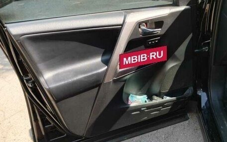 Toyota RAV4, 2017 год, 2 350 000 рублей, 23 фотография