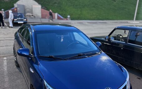 KIA Rio III рестайлинг, 2015 год, 850 000 рублей, 20 фотография