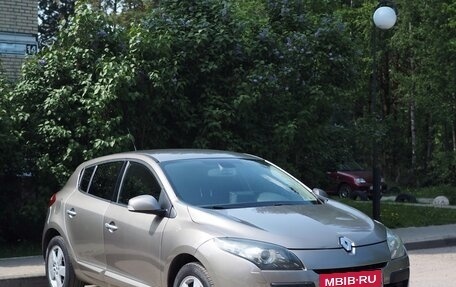 Renault Megane III, 2010 год, 710 000 рублей, 2 фотография