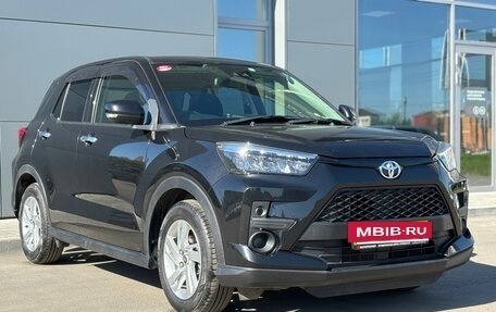 Toyota Raize I, 2021 год, 1 905 000 рублей, 3 фотография
