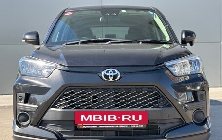 Toyota Raize I, 2021 год, 1 905 000 рублей, 2 фотография